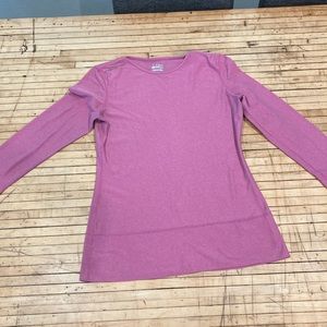 Women’s under armour long sleeve. Size XL.